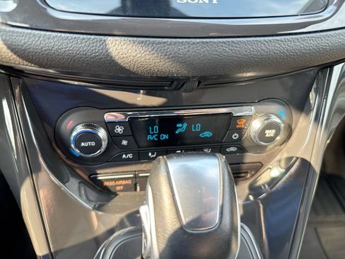 Used 2016 Ford Escape Titanium AWD/4WD image 17
