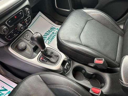 Used 2021 Jeep Compass 80th Special Edition image 18