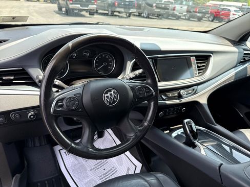Used 2018 Buick Enclave Premium w/ Experience Buick Package image 12