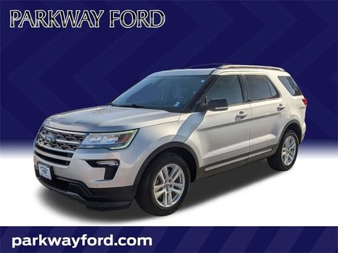 Used 2018 Ford Explorer XLT w/ Equipment Group 202A image 1
