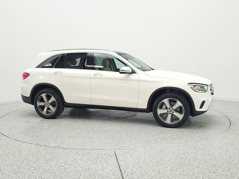 Used 2022 Mercedes-Benz GLC 300 image 4