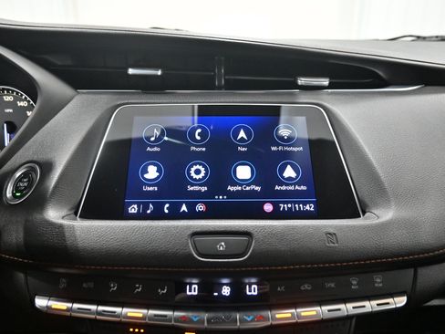 Used 2019 Cadillac XT4 Sport AWD/4WD image 16