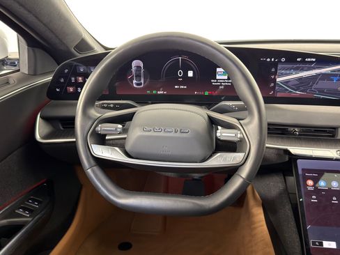 Used 2023 Lucid Air Touring image 12