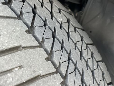 Used 2023 Nissan Armada Platinum w/ Captain's Chairs Package image 38