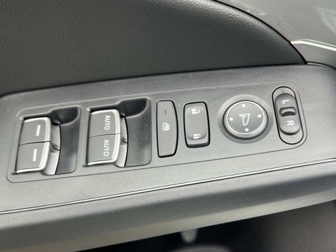 Certified 2025 Acura Integra image 30