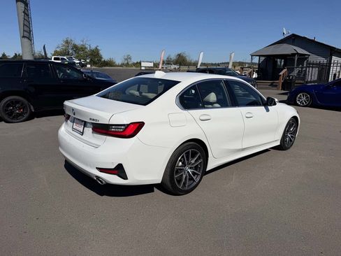 Used 2019 BMW 330i xDrive Sedan AWD/4WD image 8