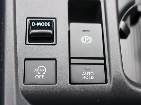 Used 2026 Nissan Sentra SR w/ Floor Mat Package FWD image 35
