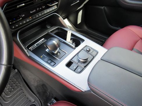 Used 2025 MAZDA CX-70 3.3 Turbo S w/ Premium Package image 19