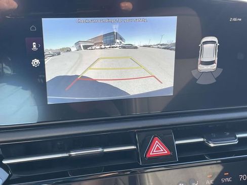 New 2026 Kia Niro EX image 4