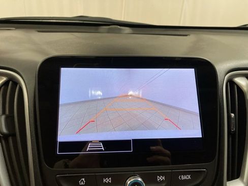 Used 2023 Chevrolet Malibu LT image 16