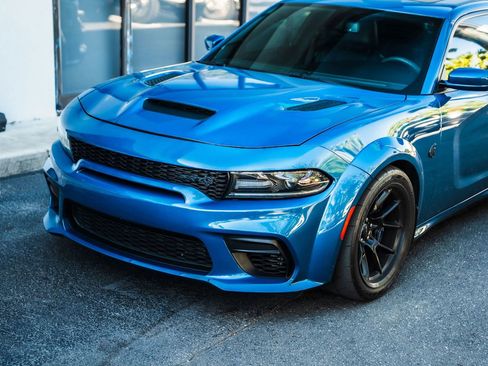Used 2022 Dodge Charger SRT Hellcat RWD image 4