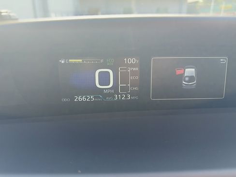 Certified 2022 Toyota Prius Prime LE FWD image 8