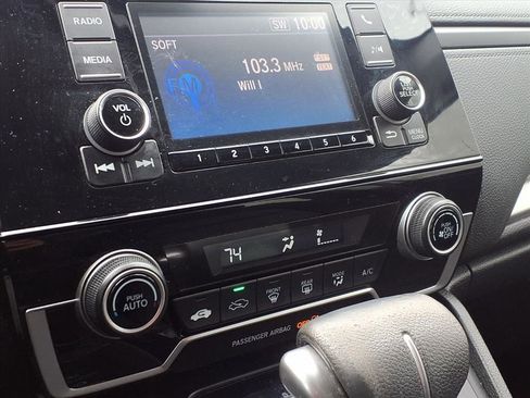 Used 2018 Honda CR-V LX image 6