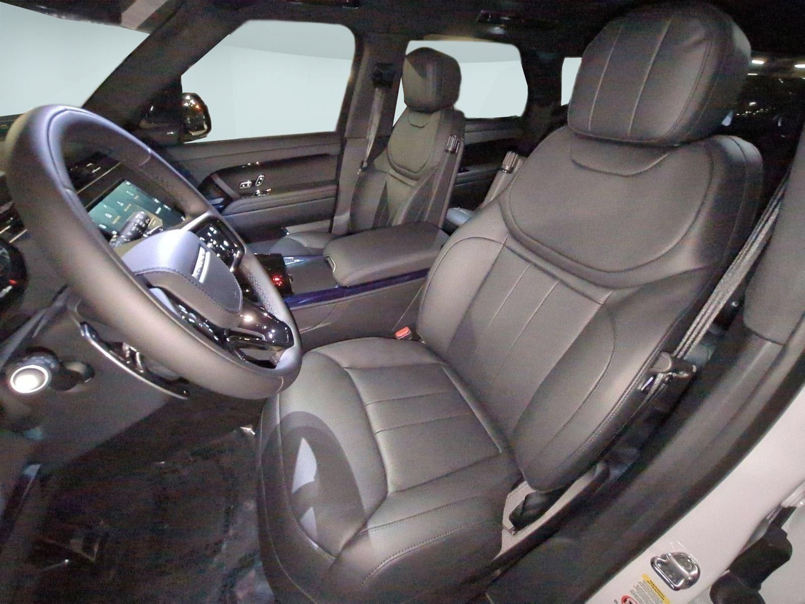 New 2026 Land Rover Range Rover Sport Dynamic SE AWD/4WD image 15