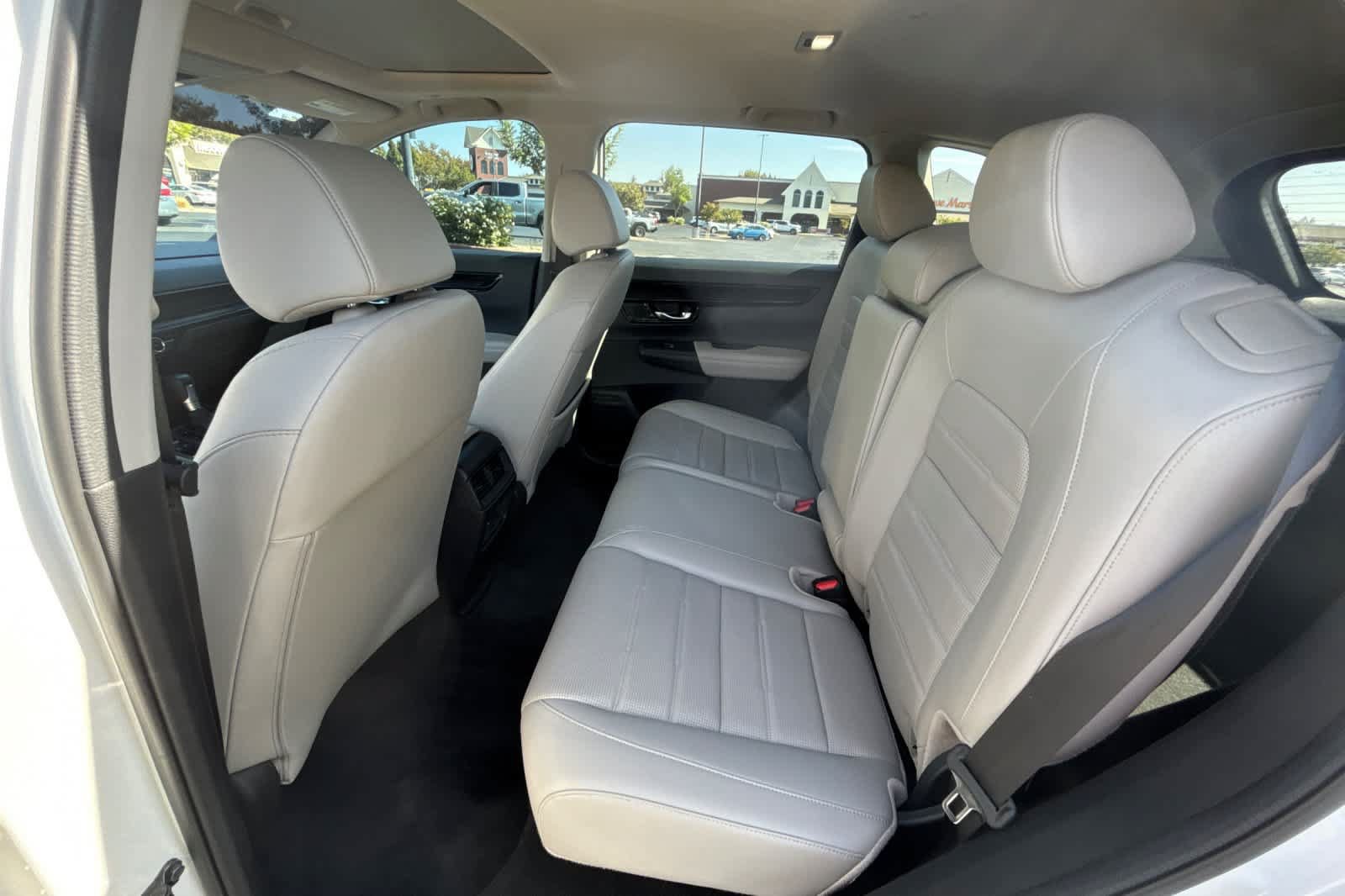 Used 2024 Honda CR-V EX-L image 4