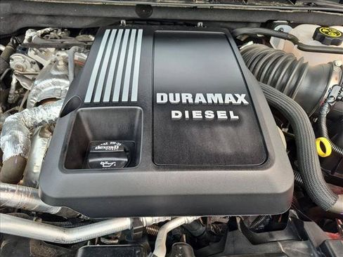 Used 2023 GMC Yukon XL Denali AWD/4WD image 25