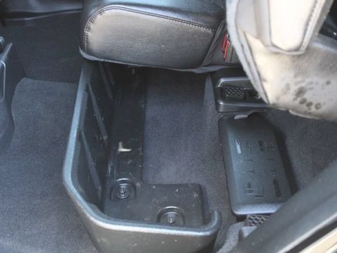 Used 2022 Jeep Gladiator Overland AWD/4WD image 47