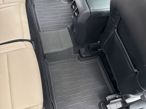 Certified 2022 Ford Escape Titanium w/ Class II Trailer Tow Package image 33