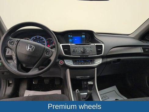 Used 2015 Honda Accord EX image 6