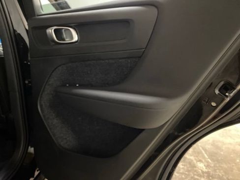 Used 2025 Volvo XC40 B5 Core AWD/4WD image 79