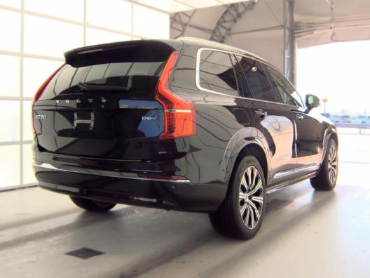 Used 2024 Volvo XC90 B6 Plus w/ Protection Package Premier AWD/4WD image 3