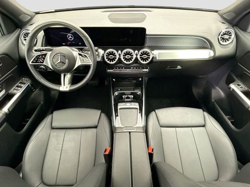 Certified 2025 Mercedes-Benz GLB 250 image 13
