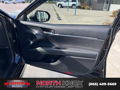 Used 2023 Toyota Camry SE FWD image 26