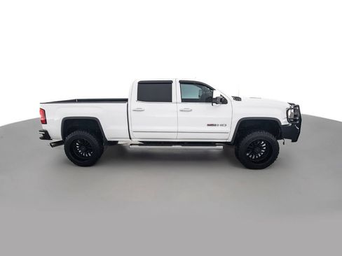 Used 2015 GMC Sierra 2500 SLT w/ Duramax Plus Package image 4