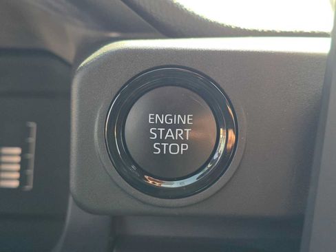 Used 2024 Toyota Tacoma SR5 AWD/4WD image 30