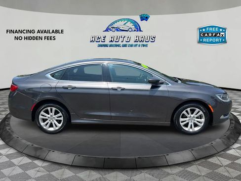 Used 2015 Chrysler 200 Limited image 8