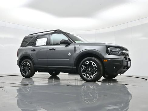 Used 2025 Ford Bronco Sport Outer Banks image 43