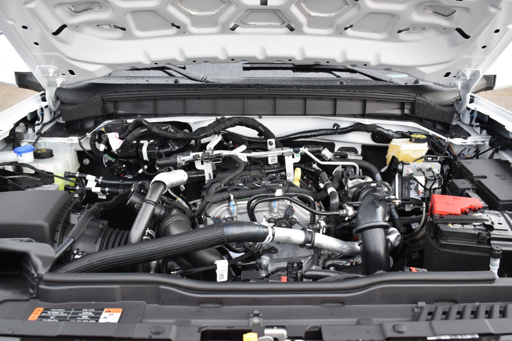 New 2026 Ford Bronco Outer Banks AWD/4WD image 12