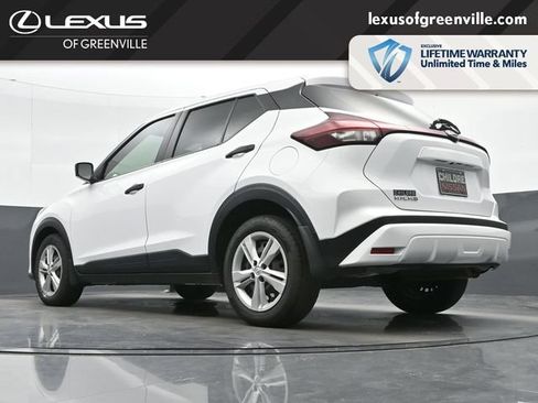 Used 2024 Nissan Kicks S FWD image 34