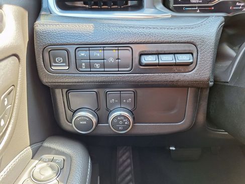 Used 2023 GMC Yukon XL Denali w/ LPO, Floor Liner Package image 20