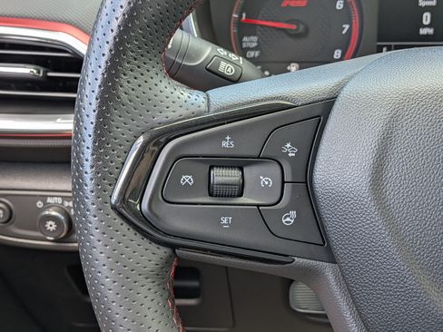 Used 2022 Chevrolet TrailBlazer RS FWD image 23