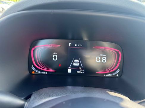 Used 2025 Kia Soul LX w/ LX Technology Package FWD image 33