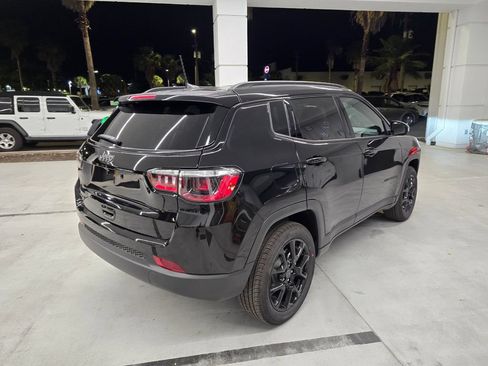 New 2026 Jeep Compass Latitude AWD/4WD image 6