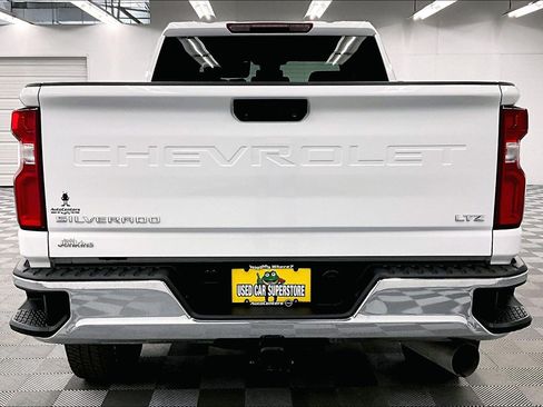 Used 2024 Chevrolet Silverado 3500 LTZ AWD/4WD image 10