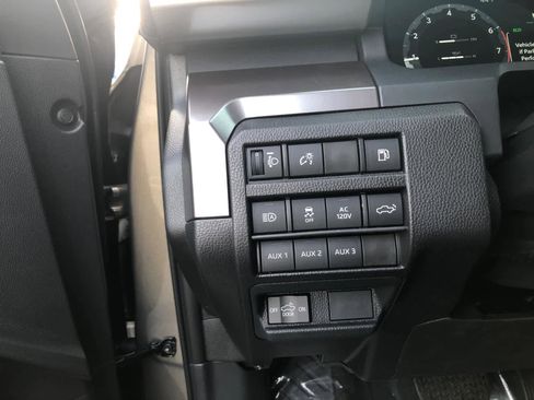 New 2026 Toyota Tacoma TRD Off-Road AWD/4WD image 13