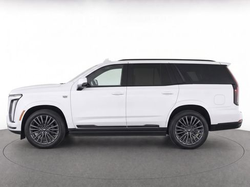 Used 2025 Cadillac Escalade Sport Platinum w/ LPO, Floor Liner Package AWD/4WD image 6