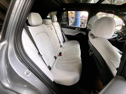 Certified 2024 BMW X5 xDrive40i w/ M Sport Package image 20