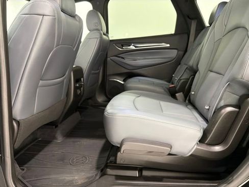 Used 2024 Buick Enclave Essence w/ Experience Buick Package AWD/4WD image 30