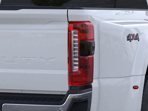 New 2026 Ford F450 XL w/ 360-Degree Camera Package image 21