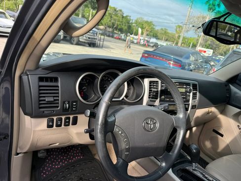 Used 2006 Toyota 4Runner Limited AWD/4WD image 12