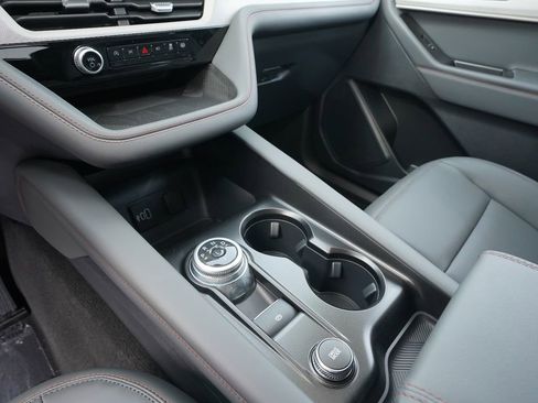 New 2026 Ford Explorer Active w/ Active Comfort Package AWD/4WD image 16
