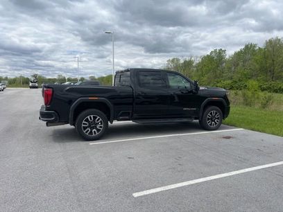 Used 2021 GMC Sierra 2500 AT4 w/ AT4 Premium Plus Package