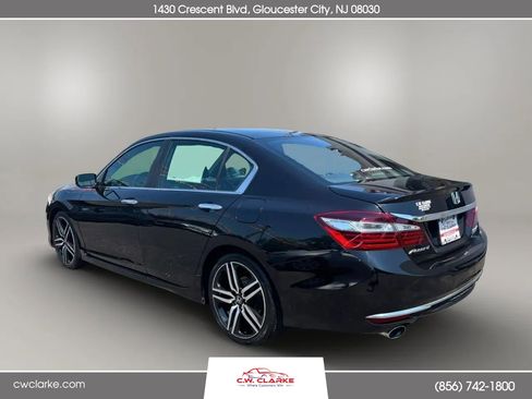Used 2017 Honda Accord Sport Special Edition image 8