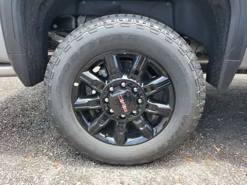 New 2026 GMC Sierra 3500 AT4 AWD/4WD image 6