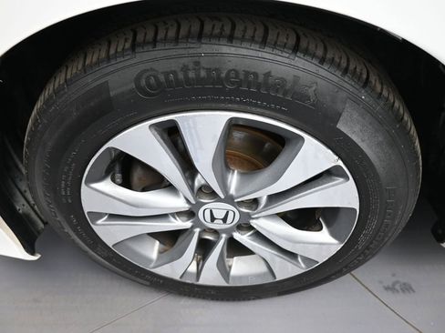 Used 2019 Honda Civic LX image 14