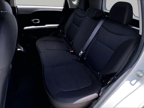 Used 2016 Kia Soul w/ Convenience Package FWD image 18